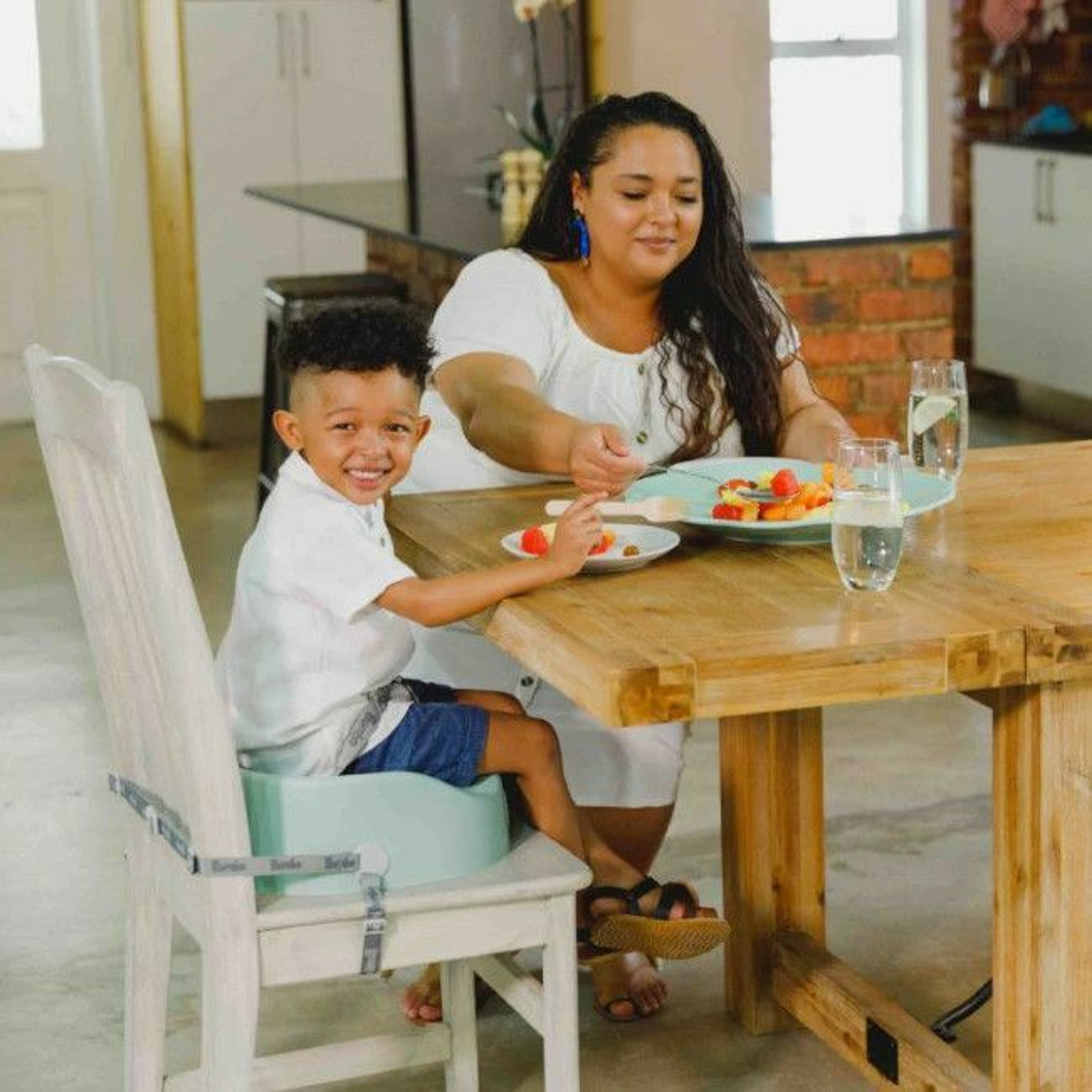 Bumbo Assento Booster Seat Hemlock BOOSTER6026