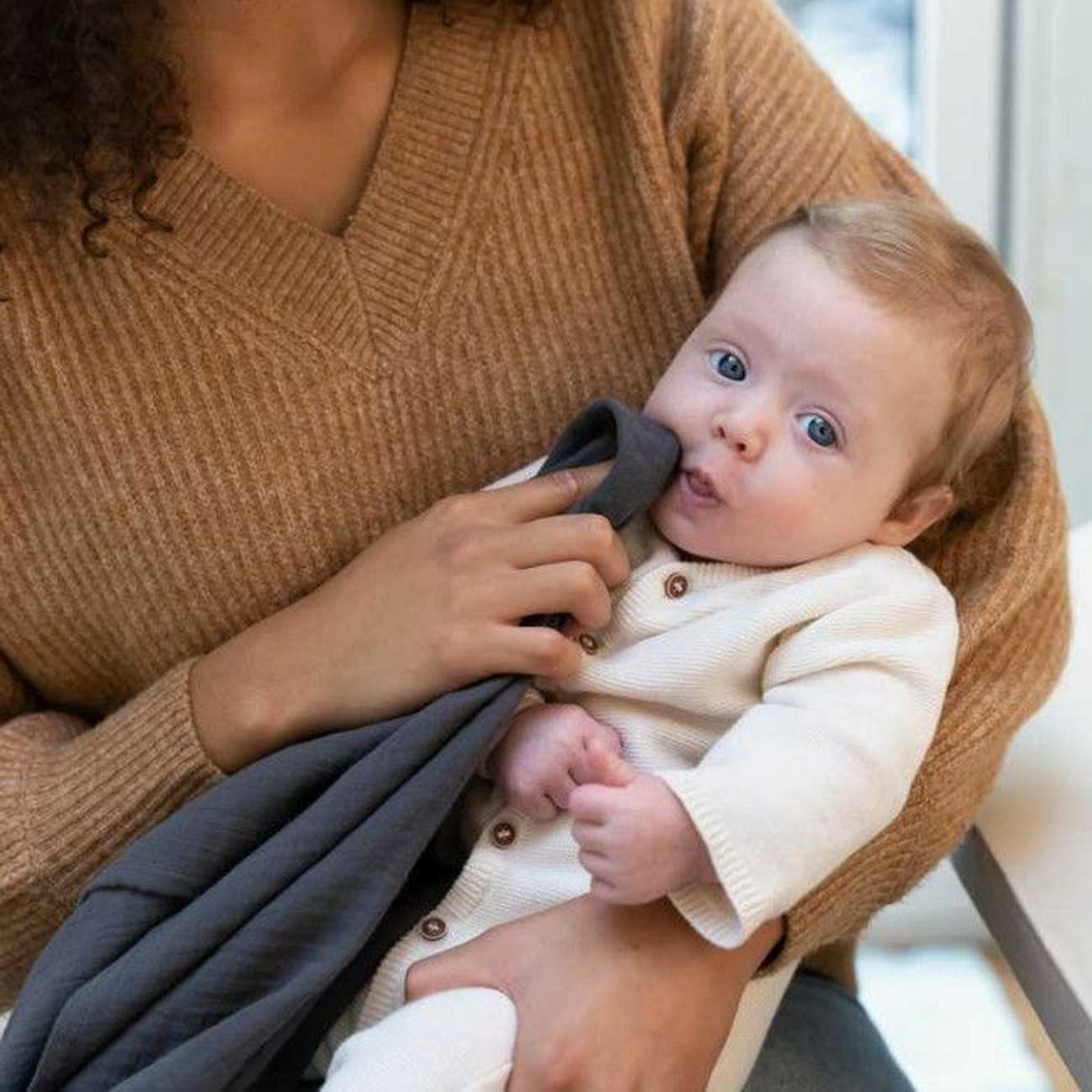 Doomoo Capa de Amamentação Mom'n Play Tetra Grey 537001021