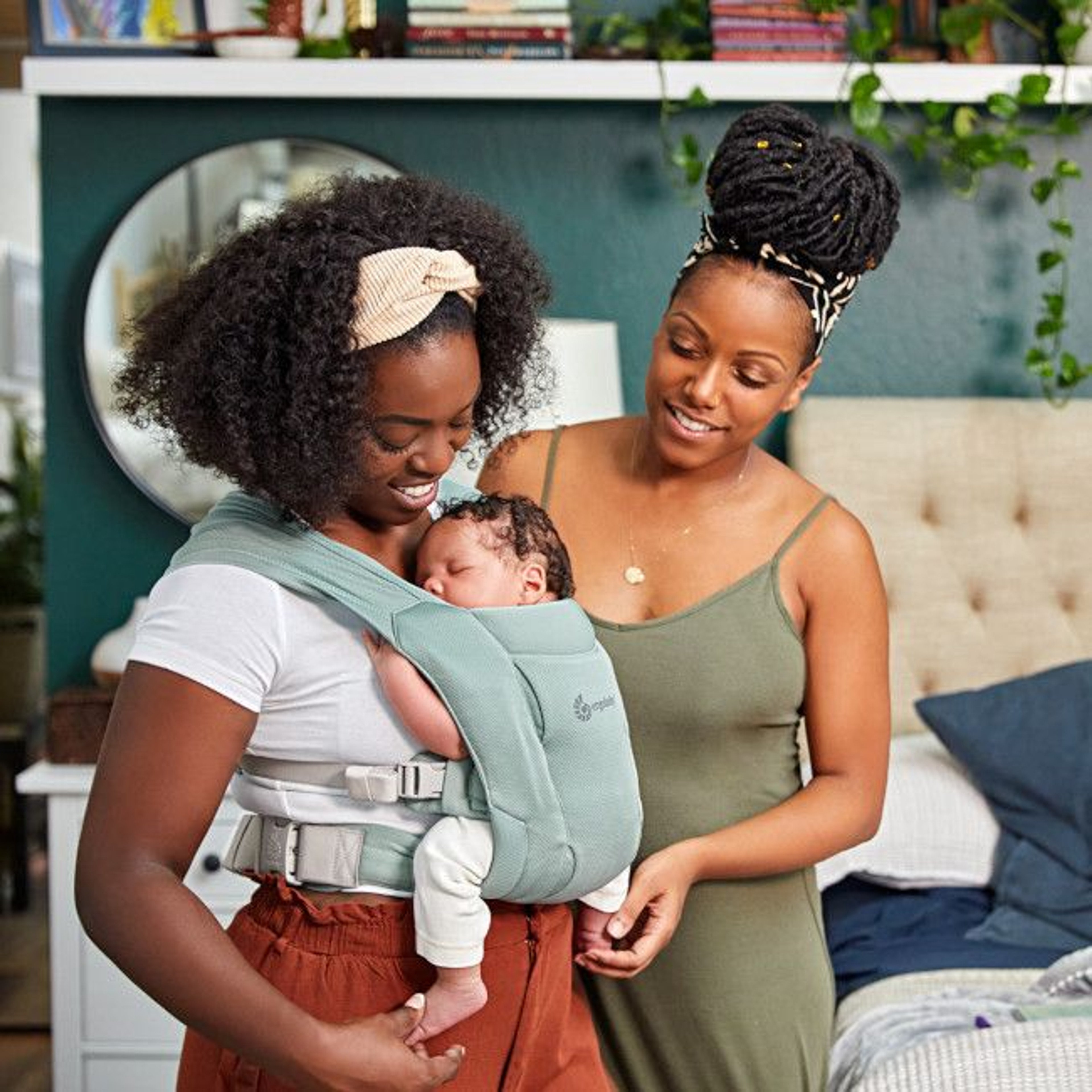 ergobaby_embrace_soft_air_mesh_sage013