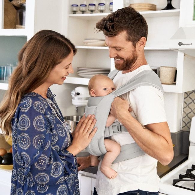 ergobaby_embrace_soft_air_mesh_soft_grey011