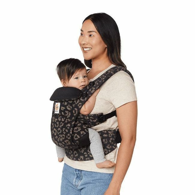 Ergobaby Porta-Bebé Omni Dream Black Leopard EBCDRBLKLPD
