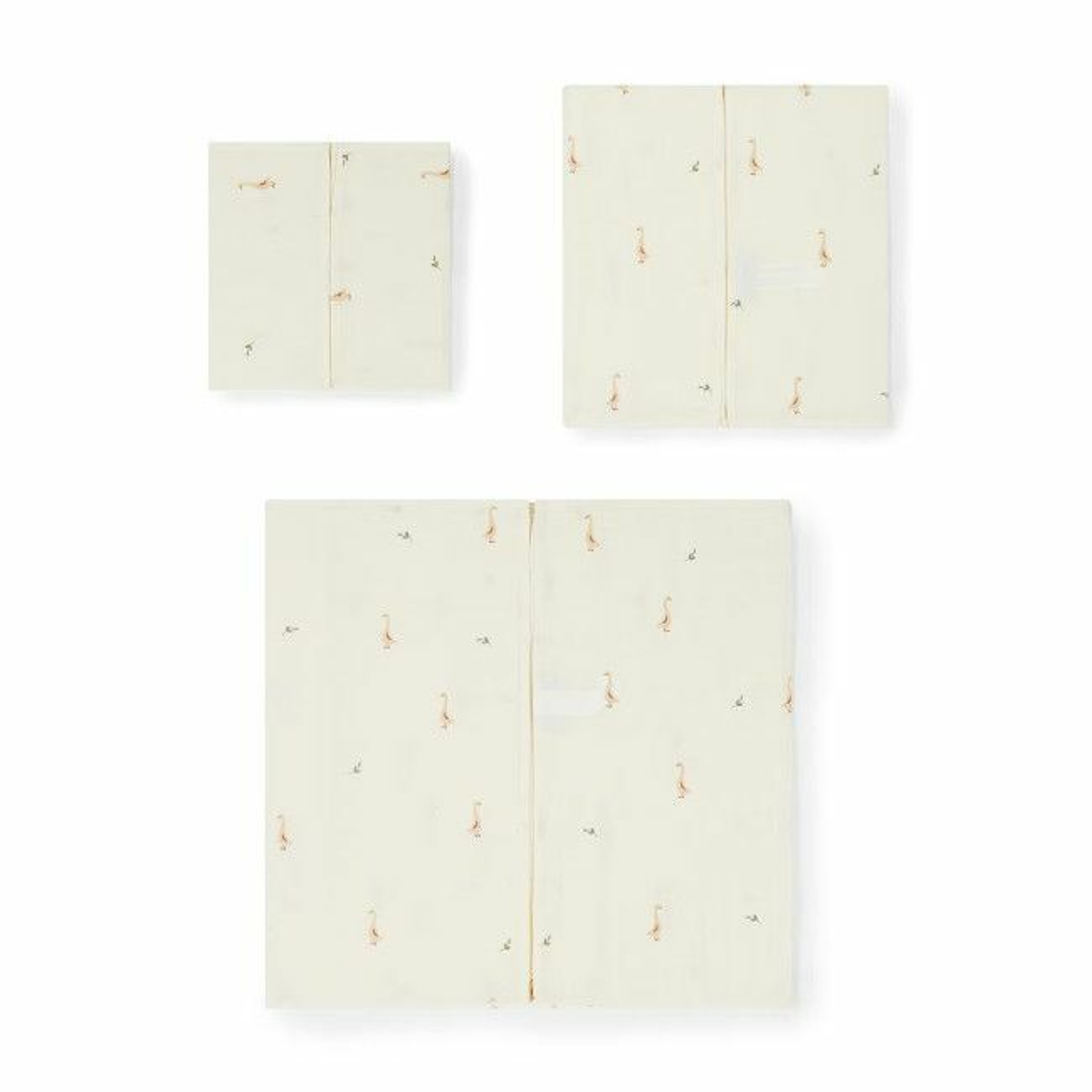 Gloop Pack of 3 Muslins Farm GOPF048