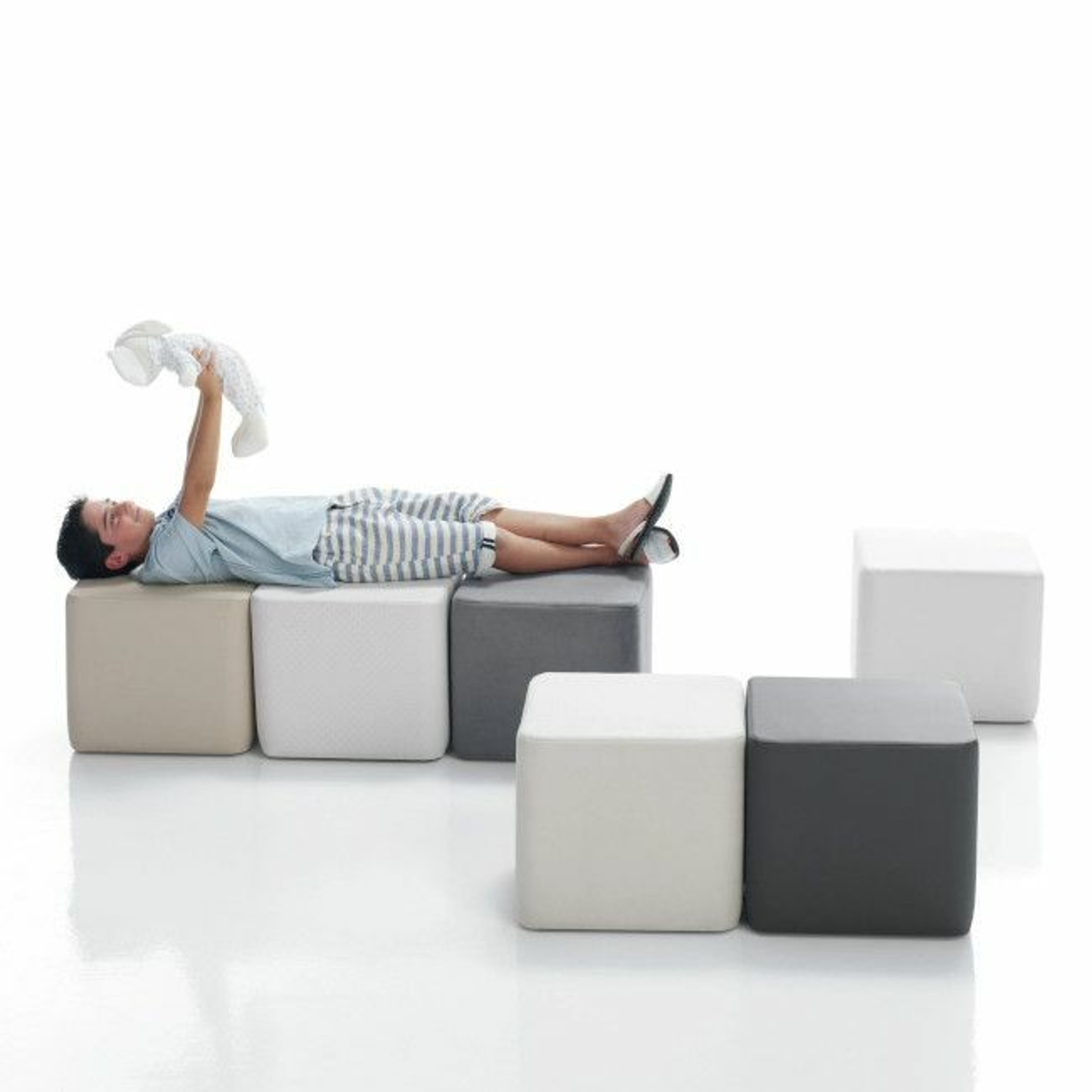 Alondra Puff Polipele Branco SP105P-P977