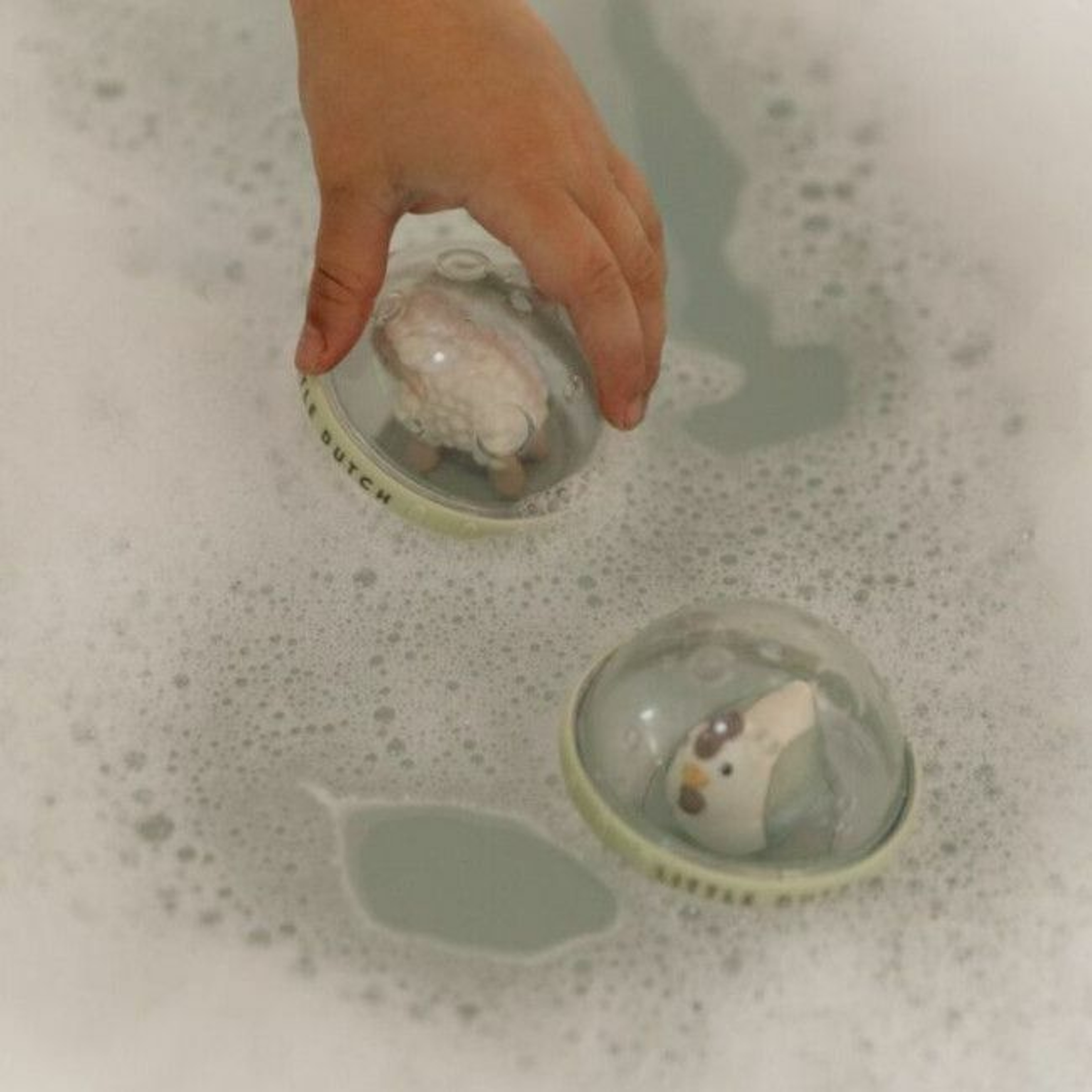 Little Dutch Bolinhas para o Banho Little Farm +4M 2011397