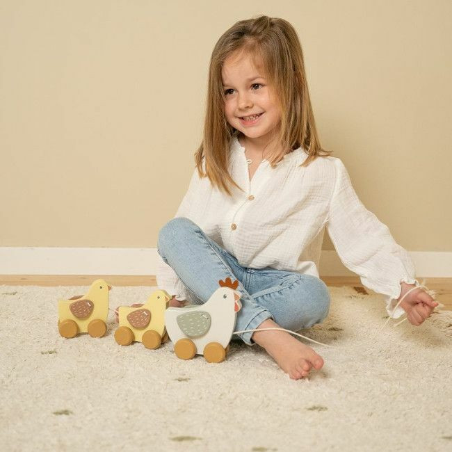 Little Dutch Galinha e Pintainhos de Cordel +18M LD7130