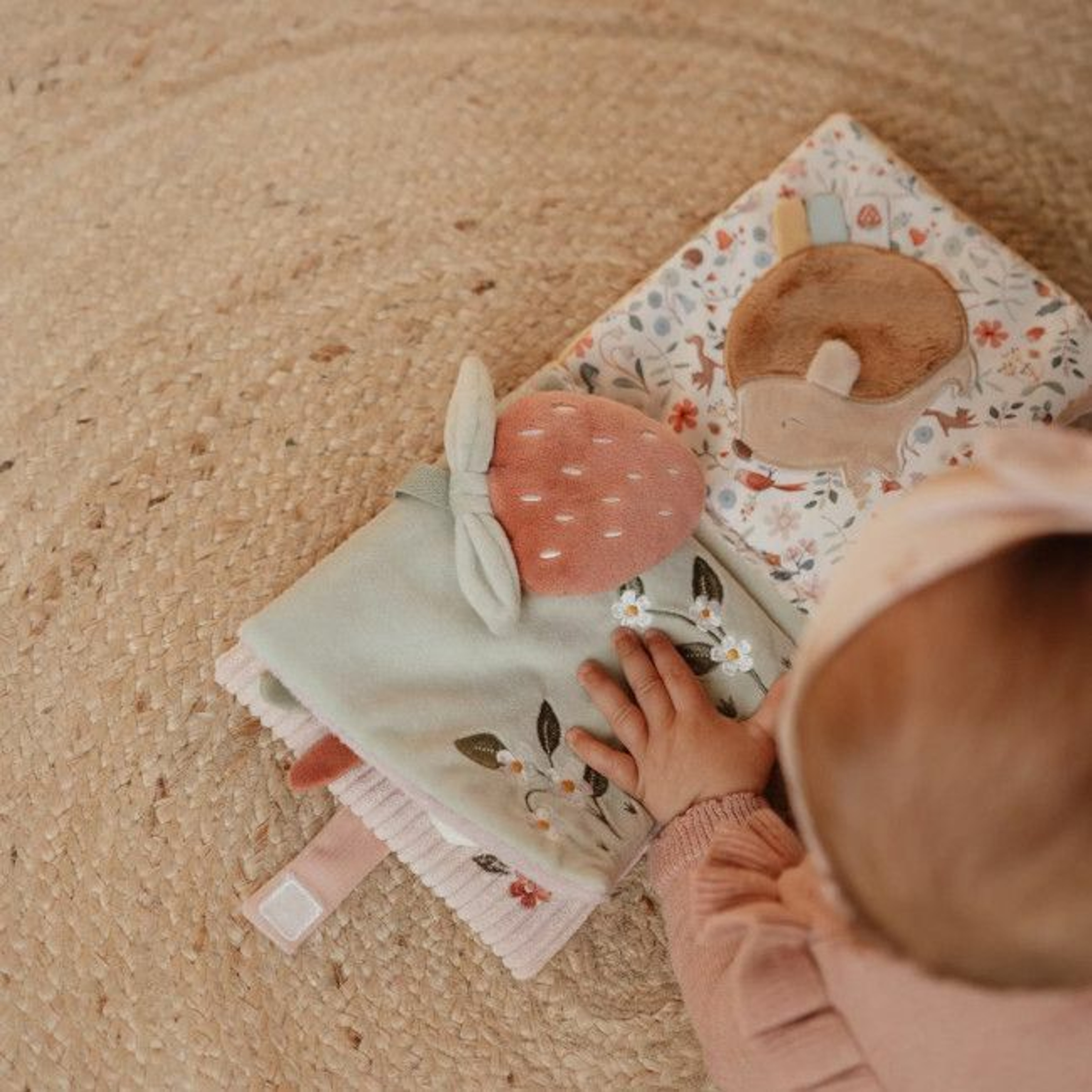 Little Dutch Livro de Atividades Macio Fairy Garden +0M LD9007