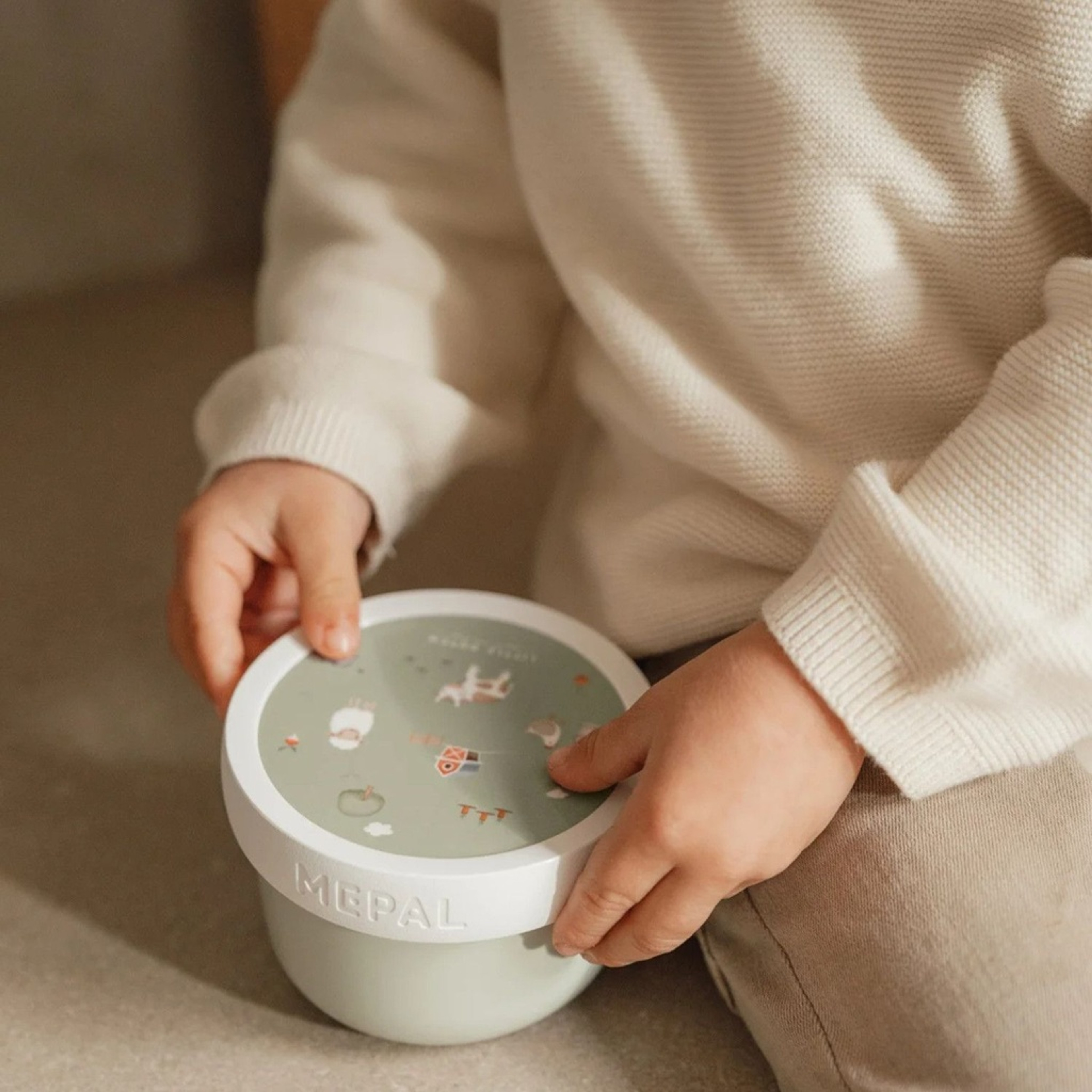 little_dutch_mepal_recipiente_garfo_little_farm1003