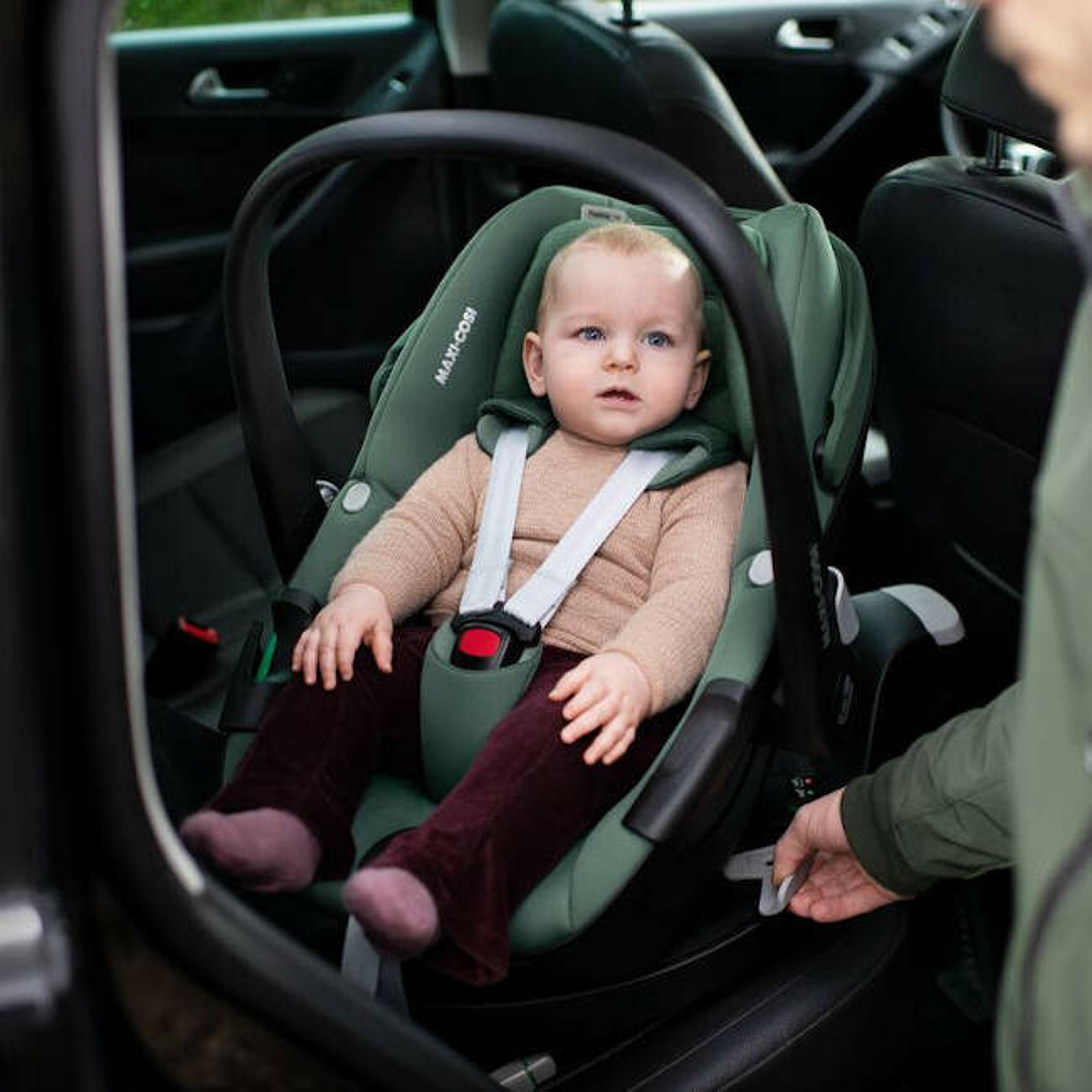 Maxi-Cosi Cadeira-Auto Pebble 360 Essential Graphite