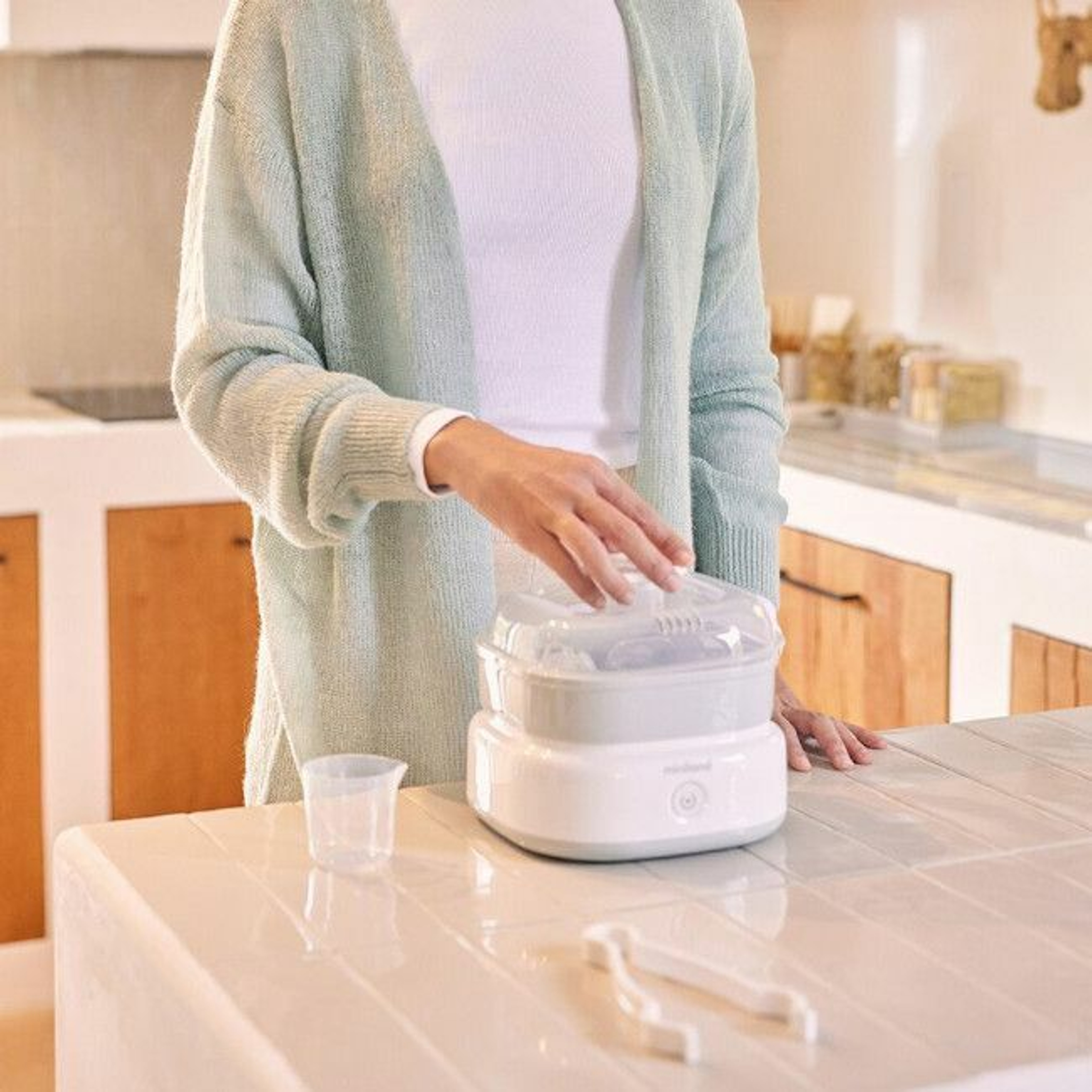 Miniland Esterilizador Compacto Mini Steamy 89580