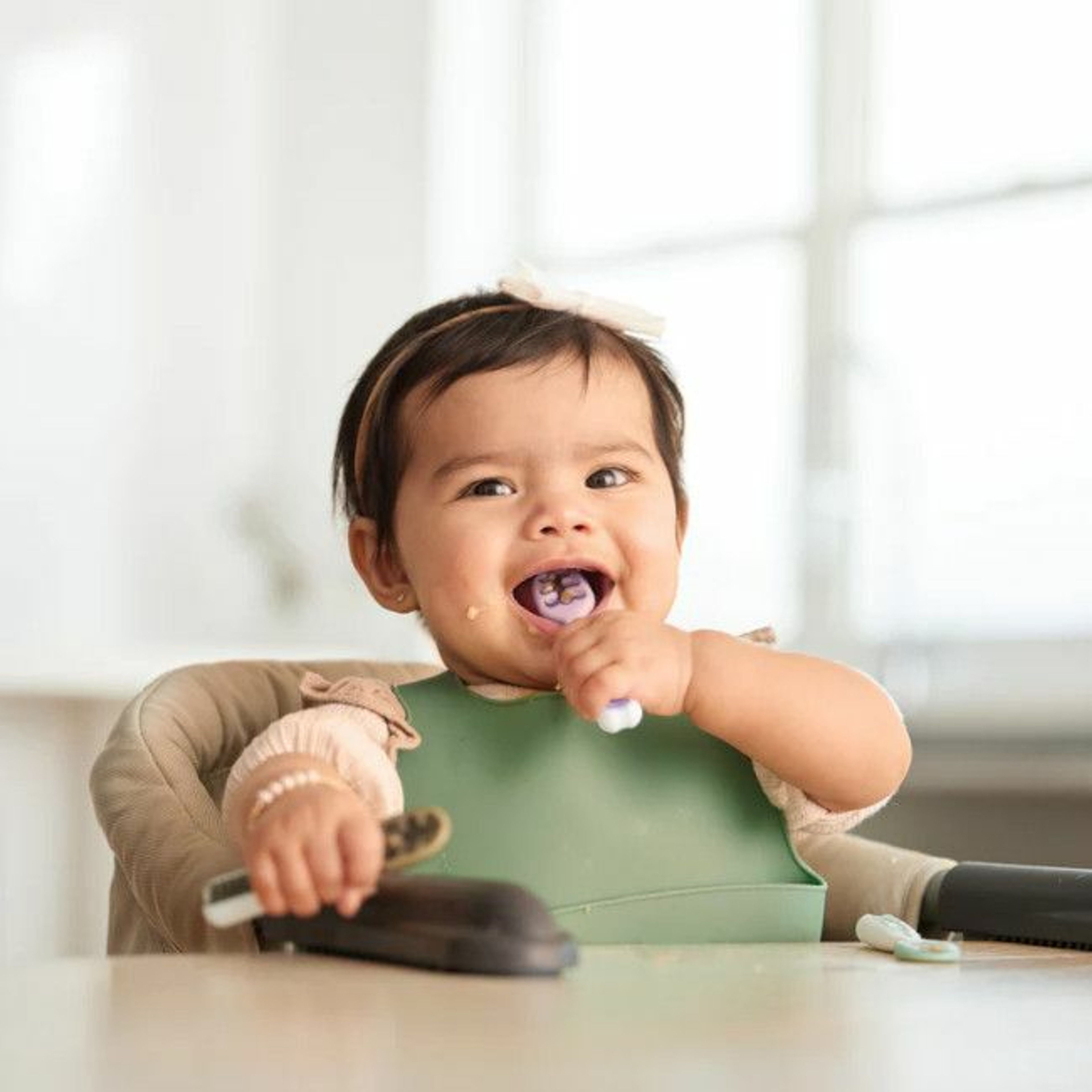 NumNum 2 Pré-Colheres GOOtensils Beige e Dusty Mauve NUM500