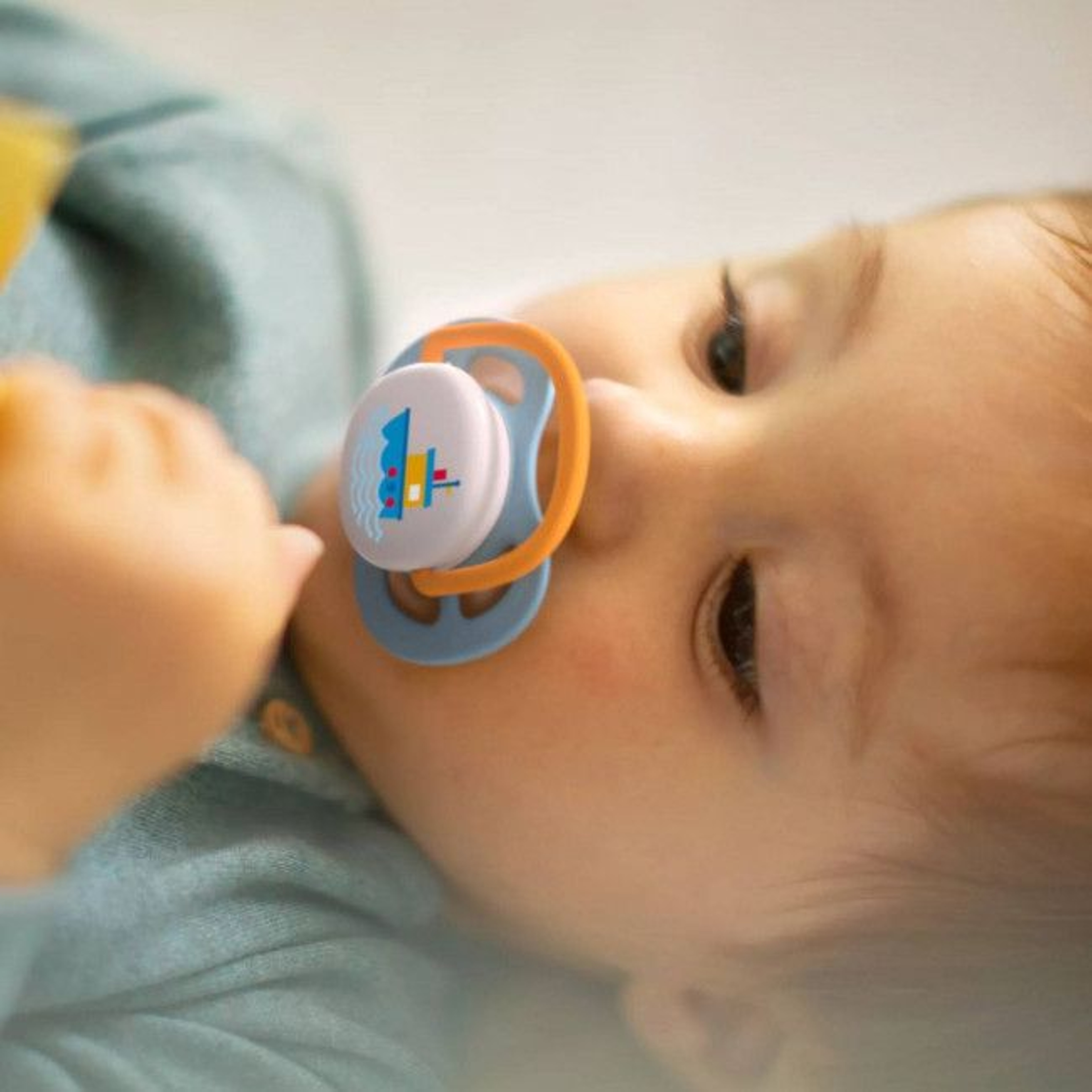 philips_avent_2_chupetas_ultra_air_happy_azul005