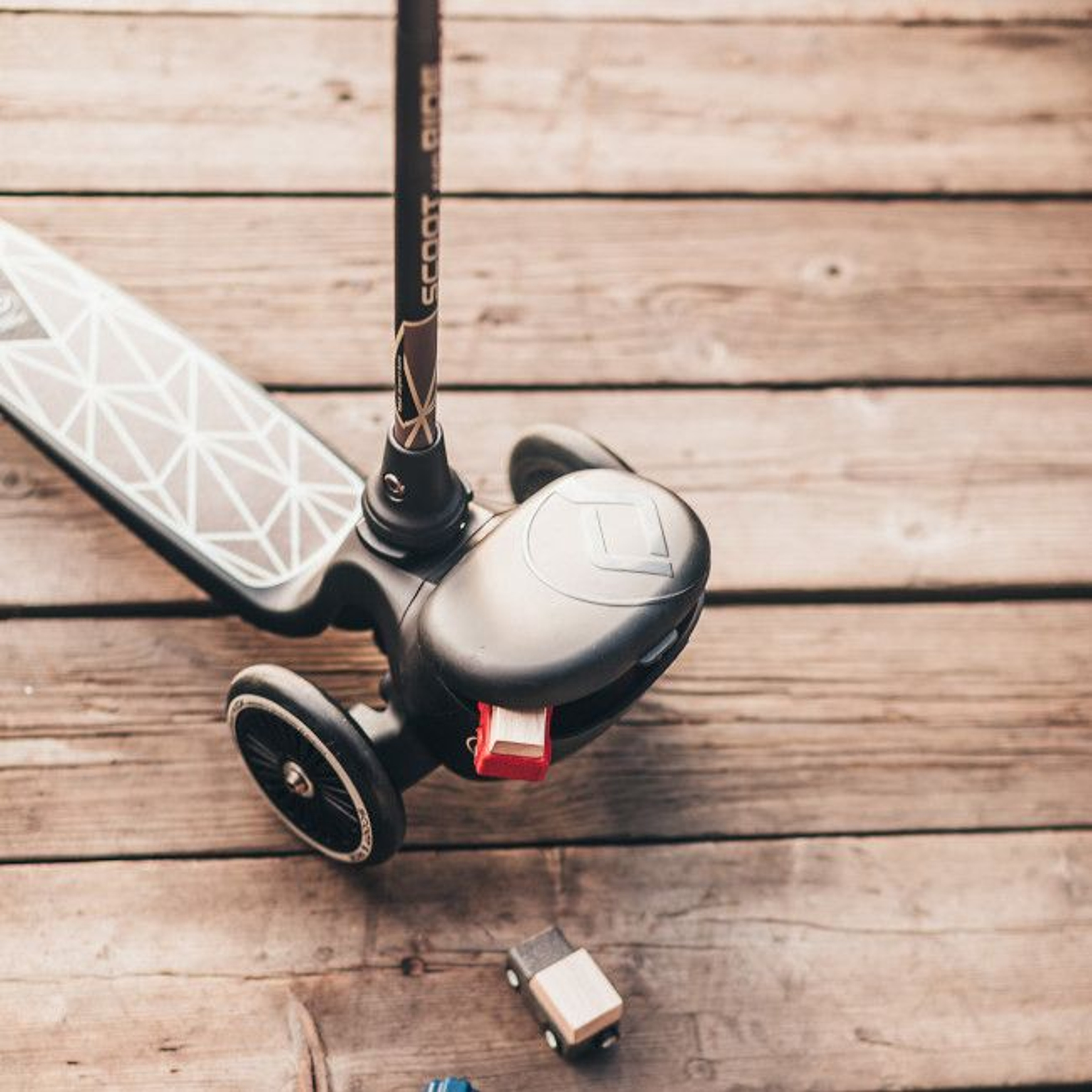 Scoot and Ride Trotinete Highwaykick 2 Brown Lines +2 Anos 3624