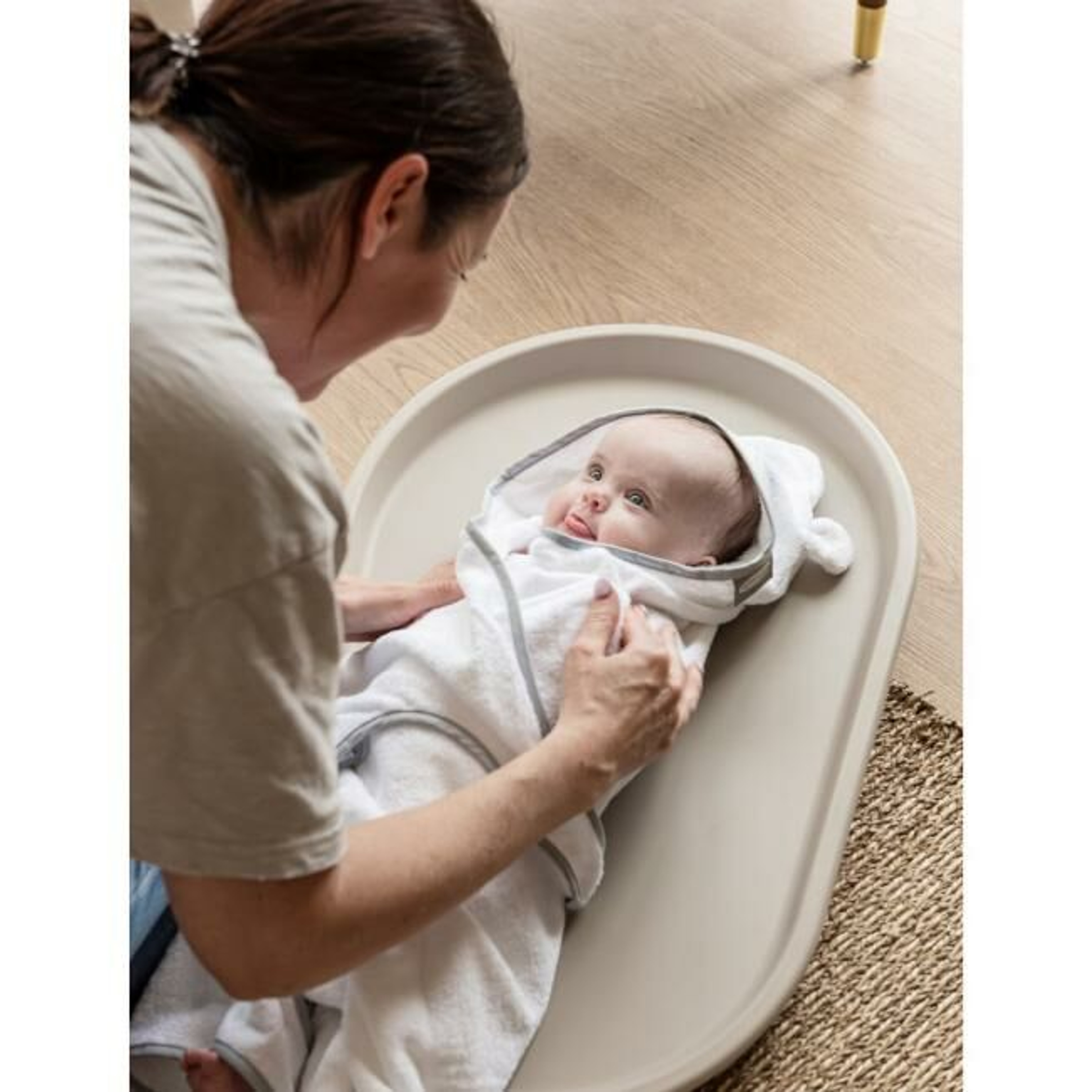 Shnuggle Muda Fraldas Squishy Taupe SHN-SQS-TPE