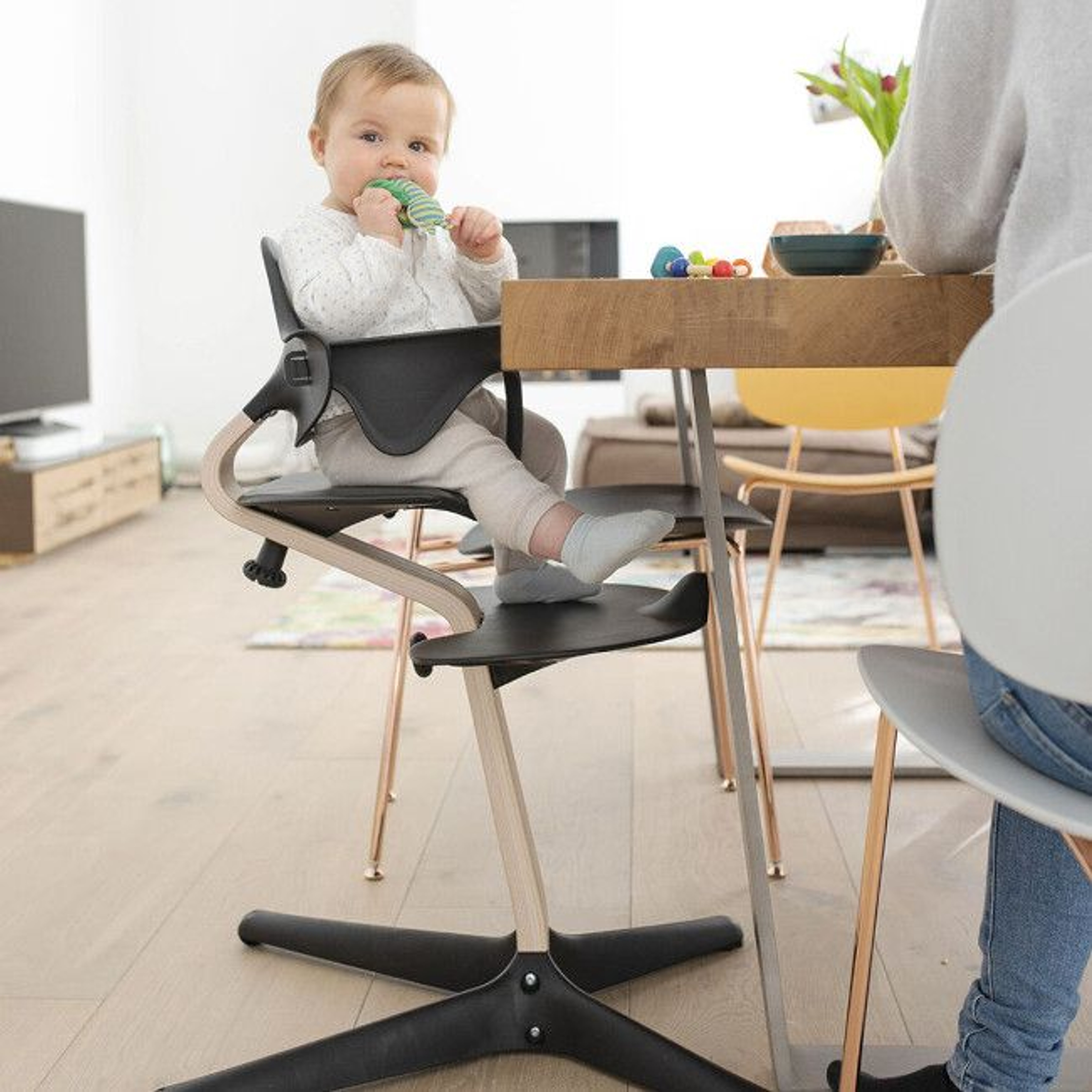 stokke_baby_set_cadeira_nomi_black004