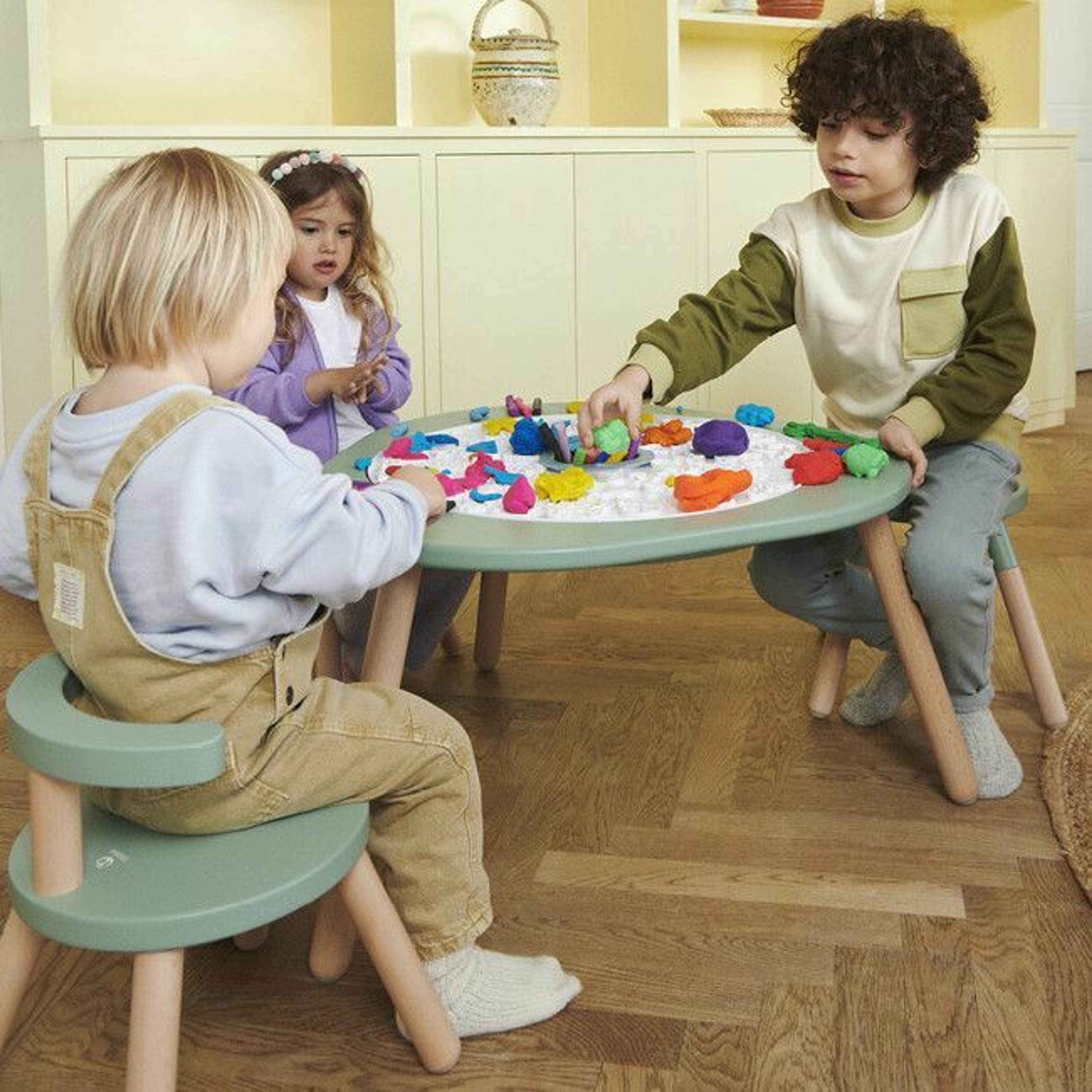 Stokke MuTable Cadeira para Mesa de Atividades V2 White +18M 627101