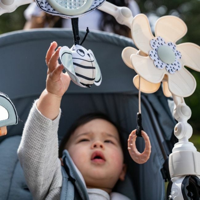 Tiny Love Arco de Passeio Black & White Décor