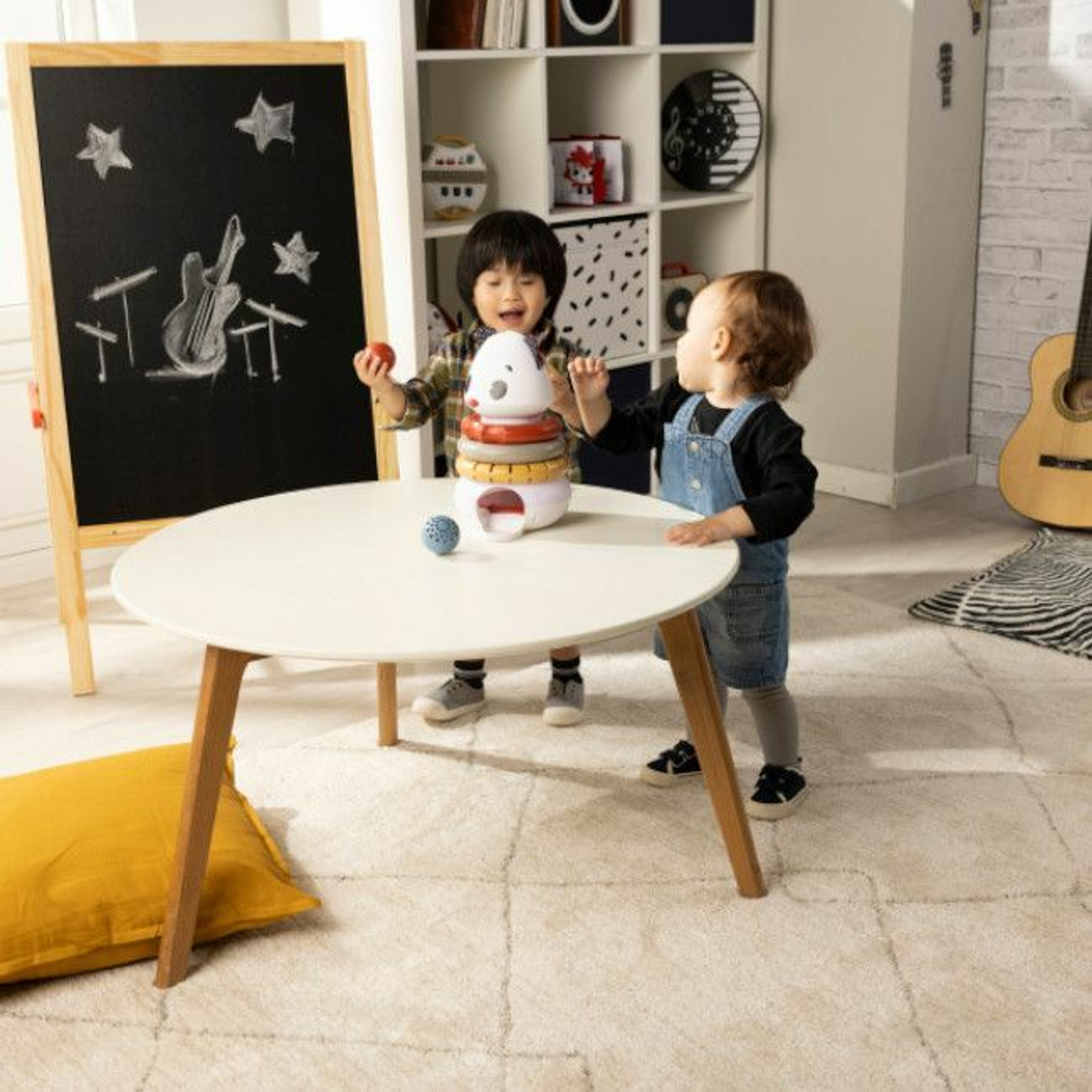 Tiny Love Brinquedo de Empilhar Eletrónico Tiny Rockers +6M