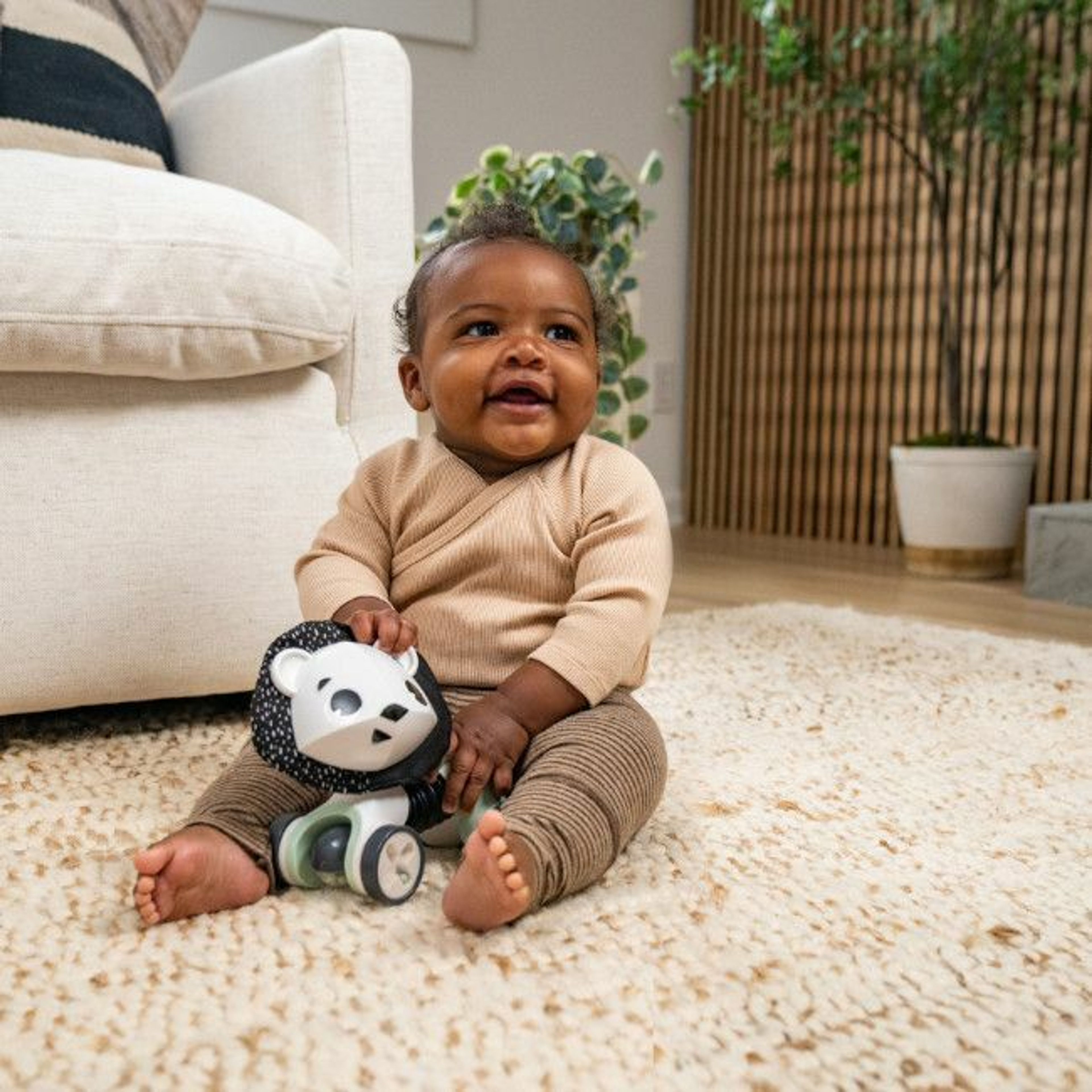 Tiny Love George o Leão com Rodas +3M