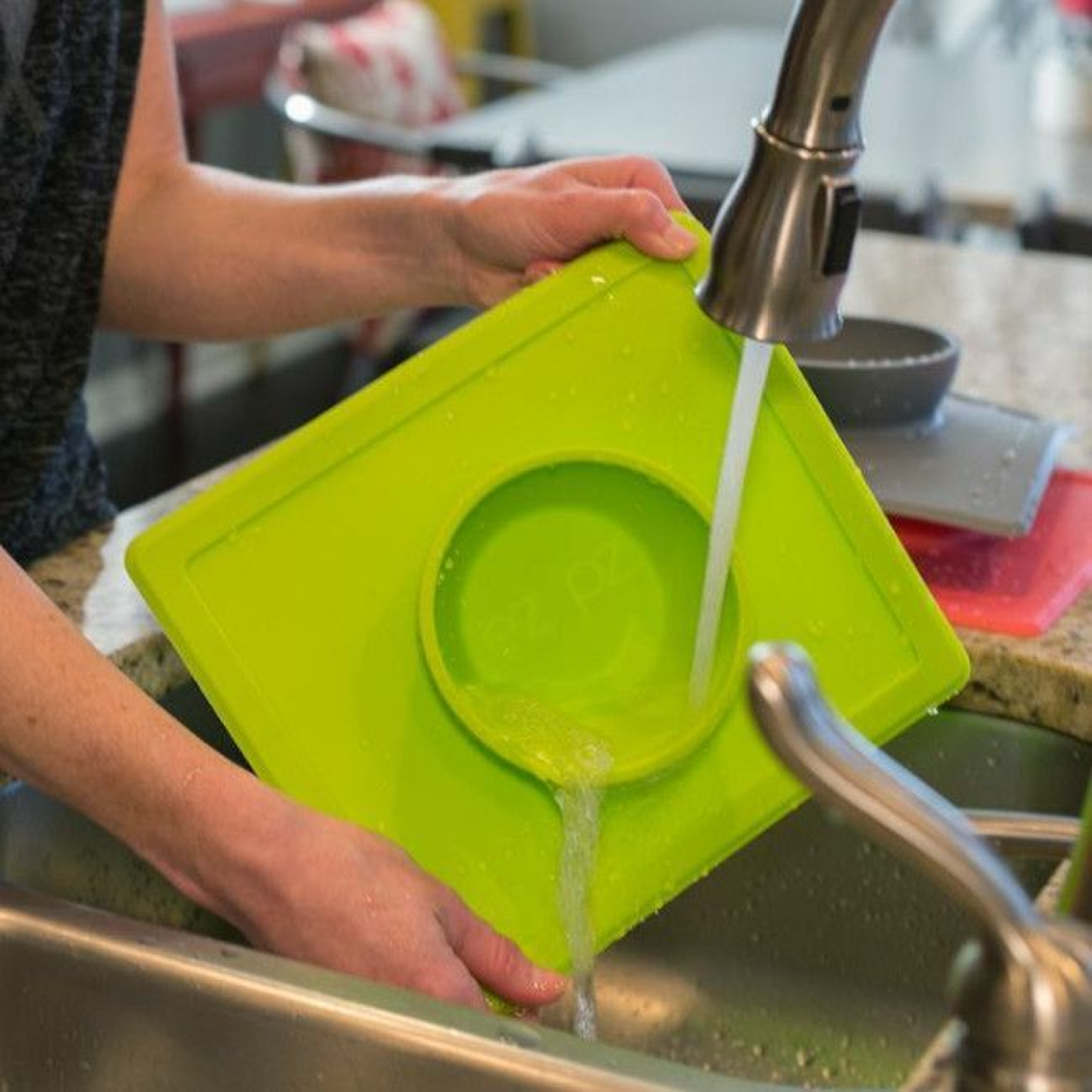 ezpz Happy Bowl Verde Lima EUHBG001