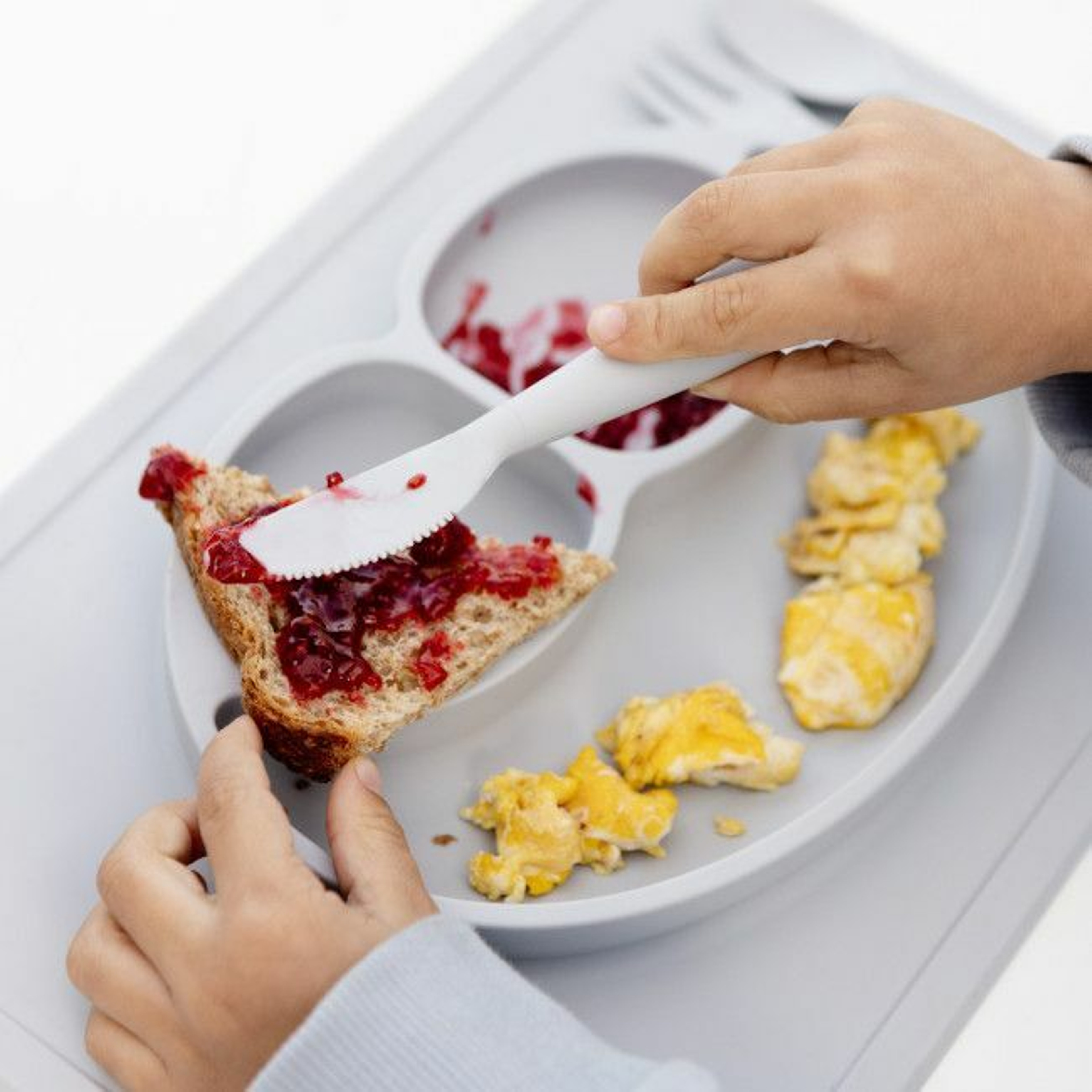 ezpz Pack de 3 Happy Utensils Cinza Nórdico EUHUP003