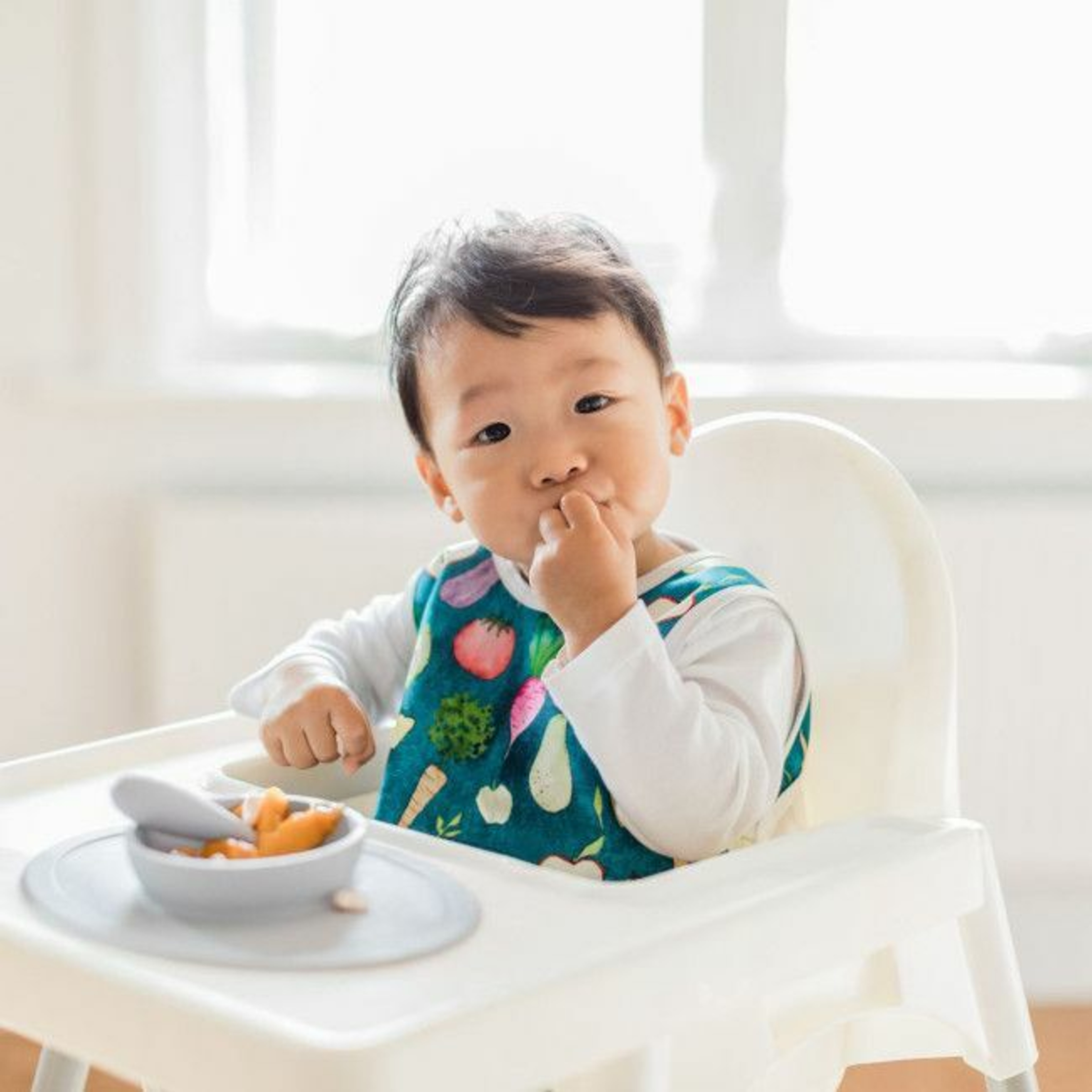 ezpz Tiny Bowl Cinza Nórdico EUTBP003