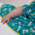 tidy_tot_kit_babete_cover_catch_manga_curta_dancing_zebras005