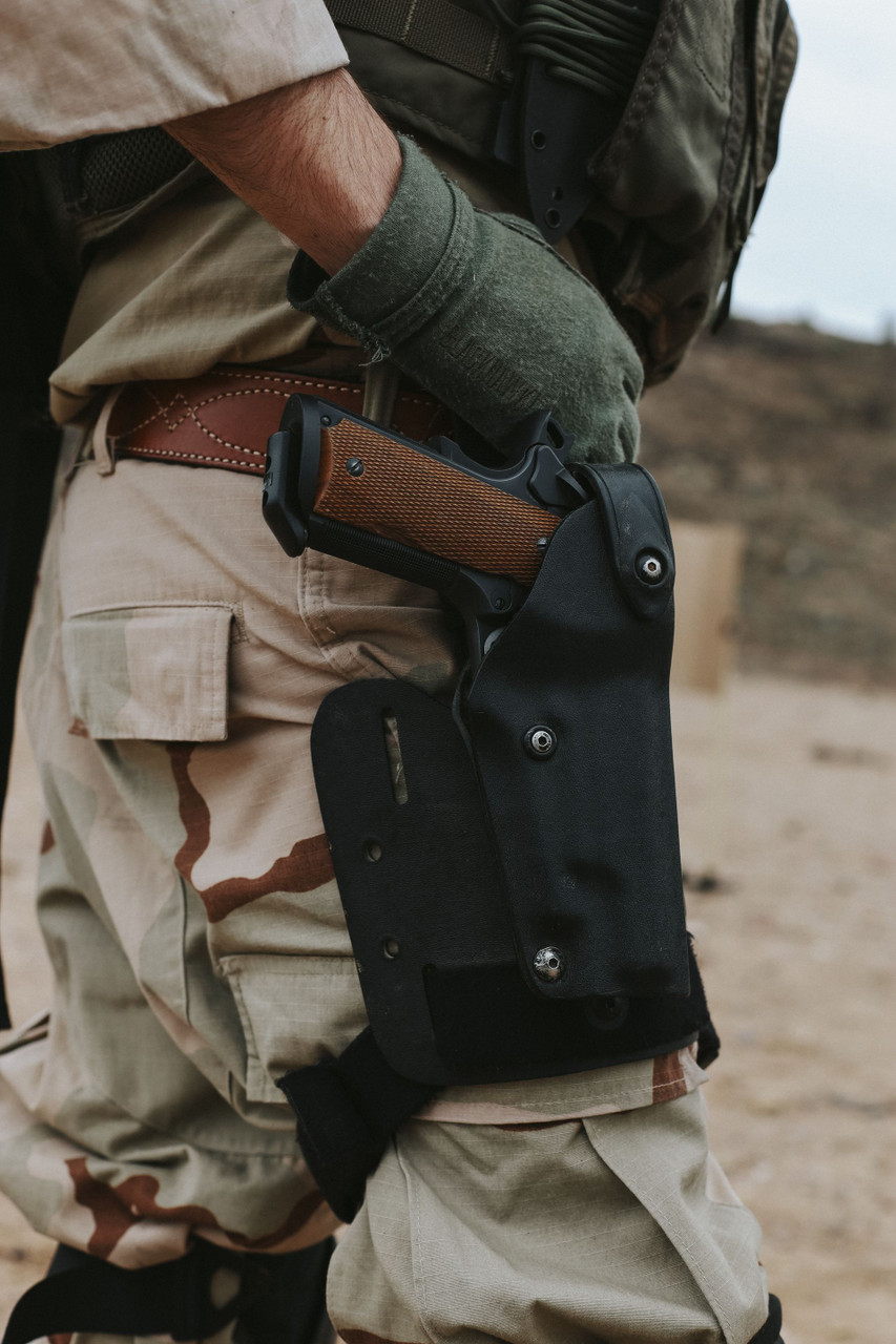 Lifestyle | 1911A1 Service | wood grips, riding in a thigh holster