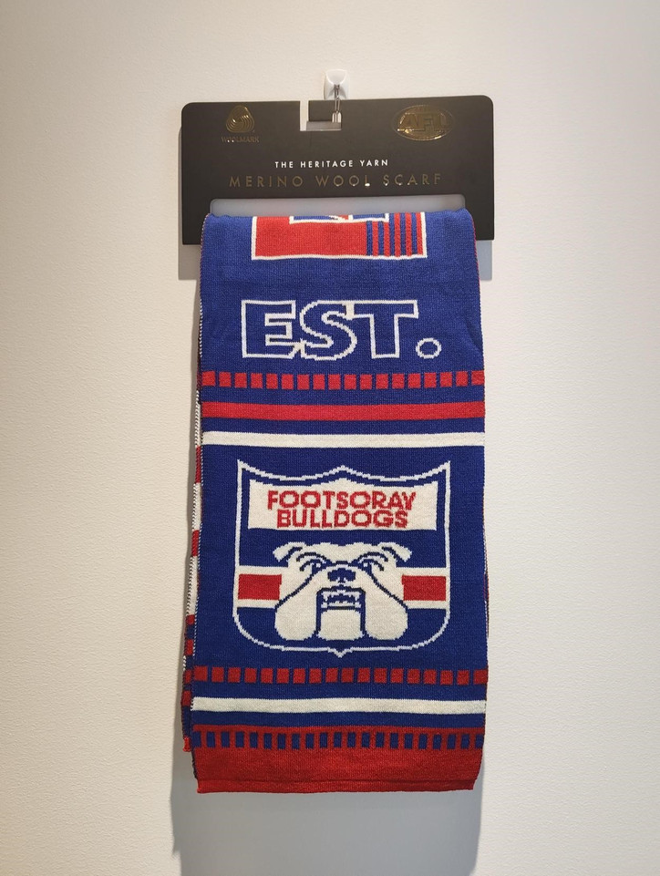 Western Bulldogs Throwback Wool Scarf