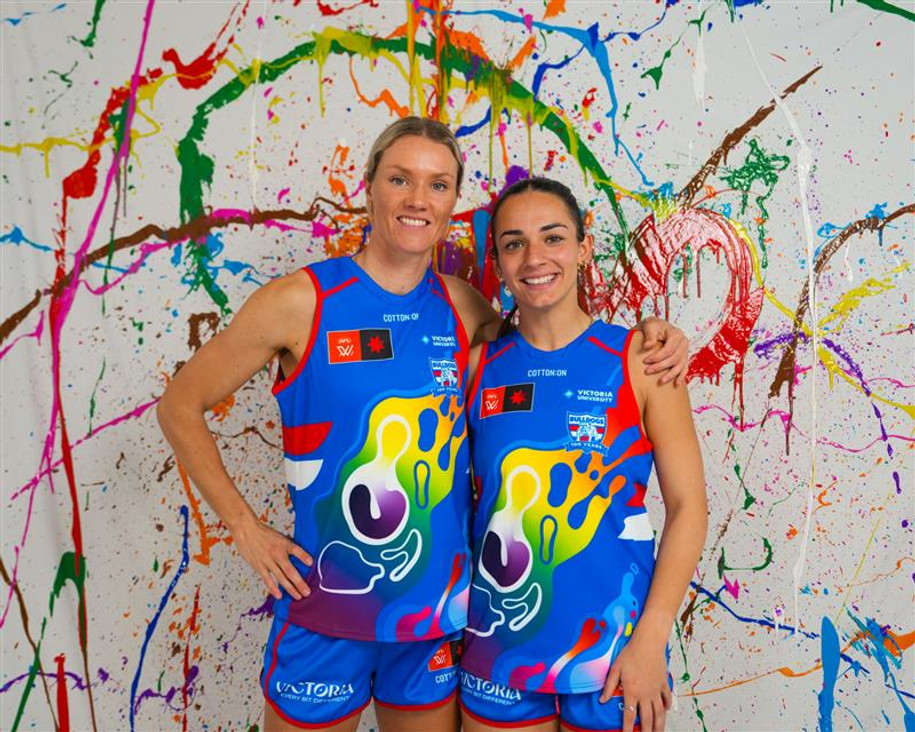 Western Bulldogs 2025 AFLW Pride Guernsey