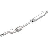 MagnaFlow Direct Fit Catalytic Converter 2002-2006 Sprinter 2500 2.7 L Underbody