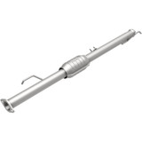 MagnaFlow Direct Fit Catalytic Converter 00-04 Tundra 3.4L Rear