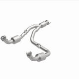 MagnaFlow 12-20 Chevrolet Express 4500 Underbody 6.0L Direct Fit Catalytic Converter