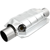 MagnaFlow Universal Catalytic Converter 2.25 W/Dual O2 Boss