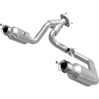 MagnaFlow 19-24 Ram 1500 5.7L OEM Grade Federal/EPA Compliant Direct-Fit Catalytic Converter