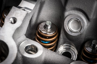 APR 12-16 Porsche Panamera Valve Spring - Single