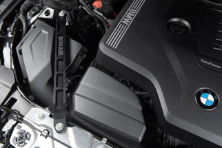 Dinan 21-26 BMW 430i G22/G23/G26 Strut Brace Kit
