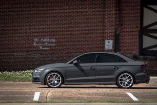 APR A01 Flow Formed 19x8.5 / 5x112 / ET45 / 66.5mm Bore / Silver Wheel