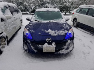 Oracle 10-12 Mazda 3 LED Headlight Halo Kit - UV/Purple