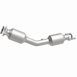 MagnaFlow Direct Fit Catalytic Converter 2018 Nissan Versa 1.6L