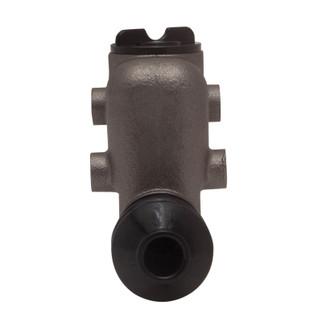 DFC 41-57 International 3 K MC/ Brake Master Cylinder