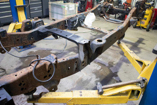 Rustbuster Forward Bed Mount