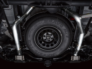 AWE Tuning 4th Gen GM 1500 6.2L Cat-Back Split Rear Exit (w/ Bumper Cutouts) - OE Tips