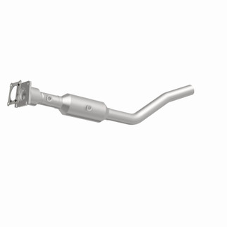 MagnaFlow 11-14 Jeep Patriot 2.4L Direct Fit Converter
