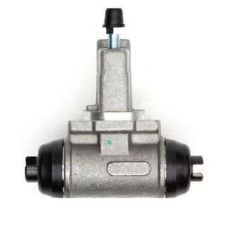 DFC 77-80 Nissan 810 Rear Brake Wheel Cylinder