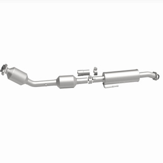 MagnaFlow 18-21 Toyota C-HR 2.0L Direct Fit Catalytic Converter