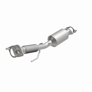 MagnaFlow 19-21 Nissan Altima 2.5L Single Underbody Direct Fit Converter