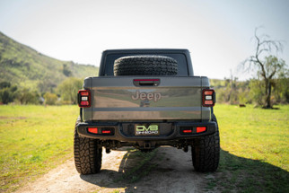 DV8 Offroad 2020+ Jeep Gladiator JT Adjustable In-Bed Tire Carrier