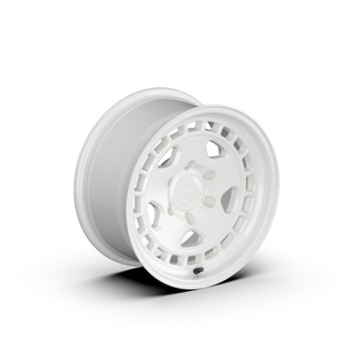 fifteen52 Turbomac HD Classic 17x8.5 / 5x150 BP / 0ET / 110.3mm CB / 4.75in BS / Classic White Wheel