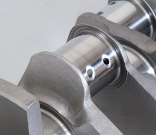 Eagle Chevy BB 1Pc Rear Seal 4.500in Stroke Int Balance Center Counterweight Forged Steel Crankshaft