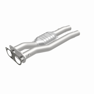 MagnaFlow 96-99 Chevy C2500 Suburban 7.4L Direct Fit Converter